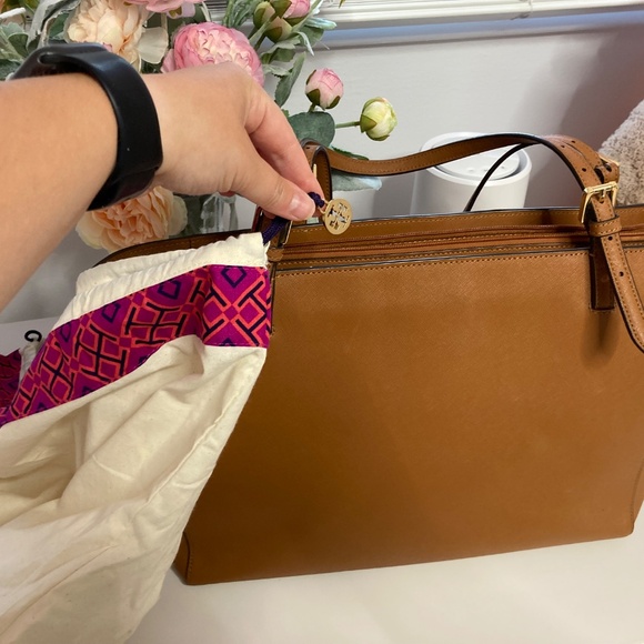 Tory Burch brown tote bag - Picture 8 of 12